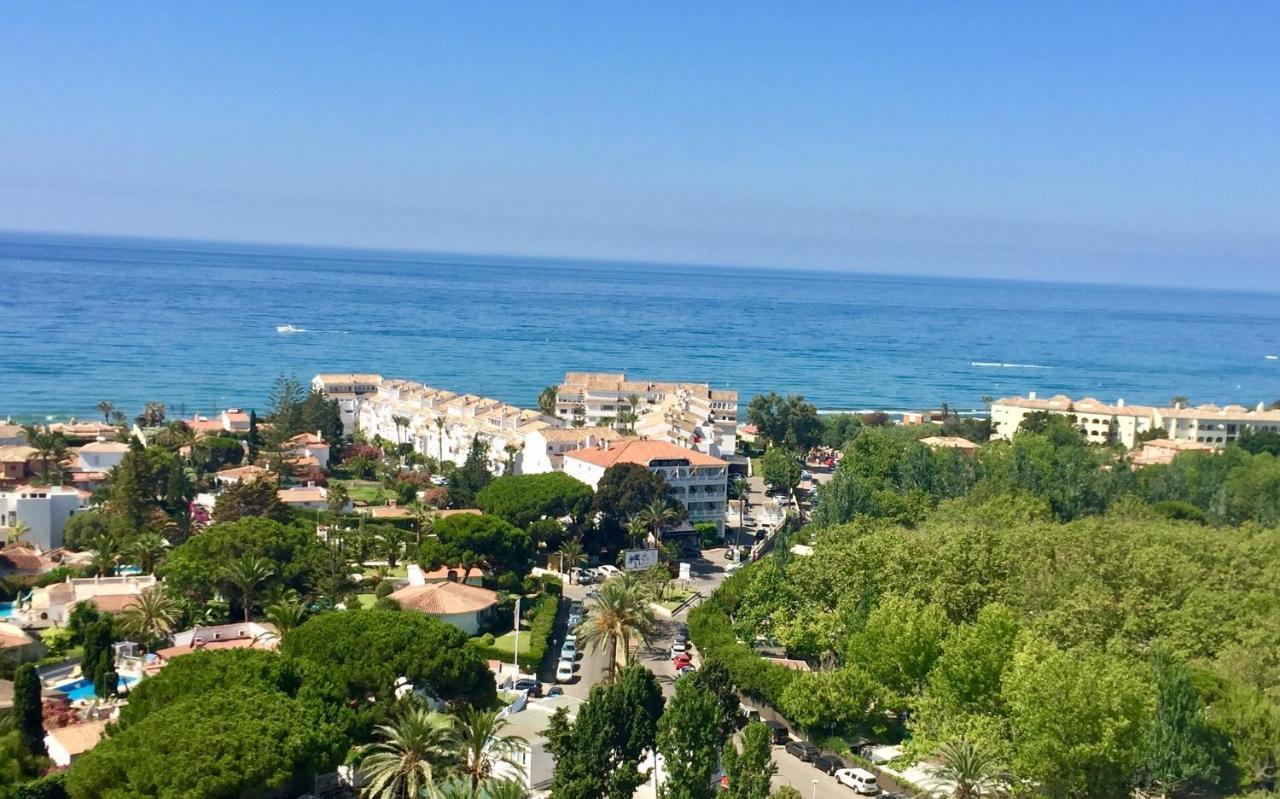 Appartamento Playa Real Marbella Esterno foto